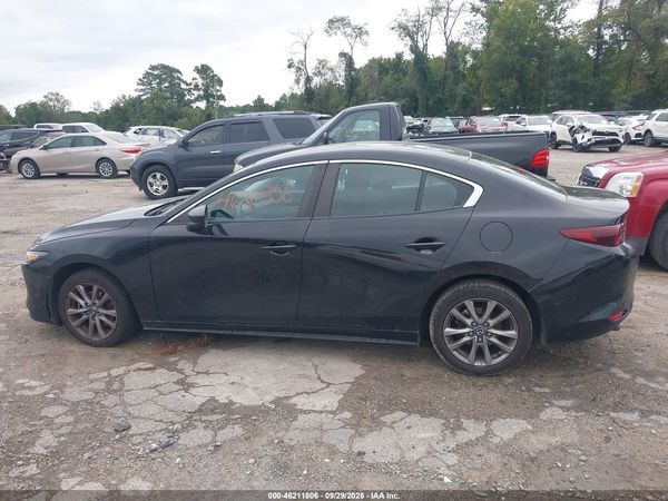 2022 MAZDA MAZDA3 2.0 — I117