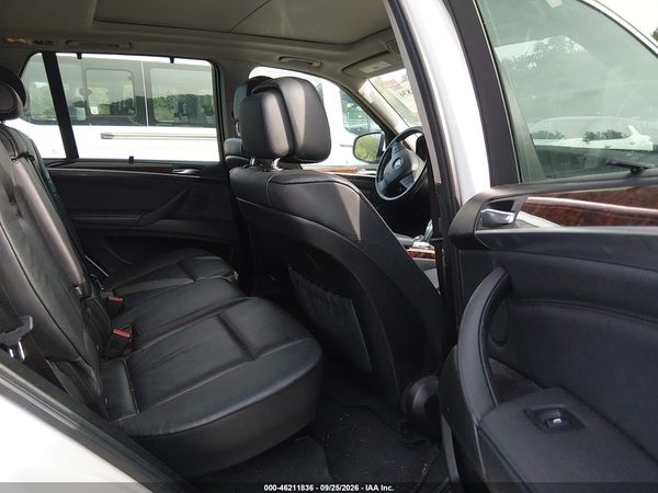 2013 BMW X5 — I8