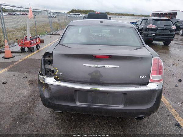 2014 CHRYSLER 300 — I6