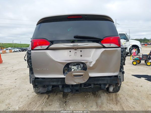 2017 CHRYSLER PACIFICA TOURING-L PLUS — I6