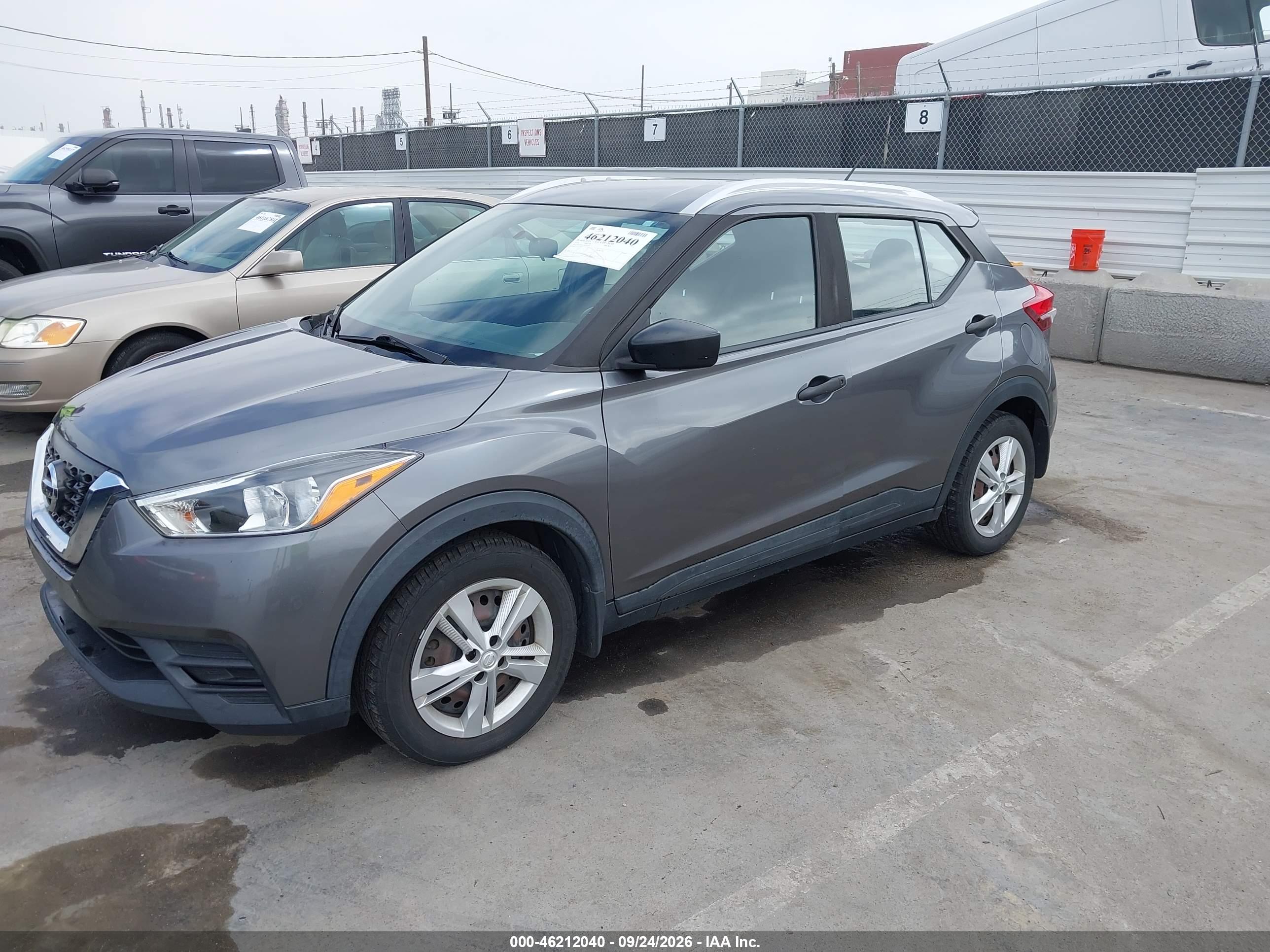 2018 NISSAN KICKS S — I2