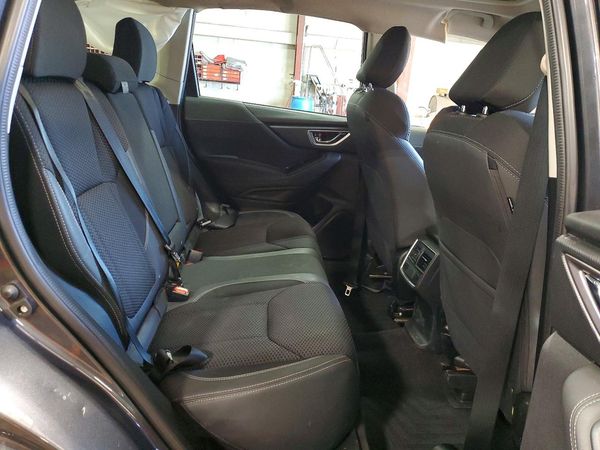 2021 SUBARU FORESTER