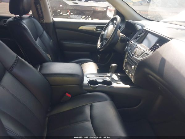 2019 NISSAN PATHFINDER SL — I5