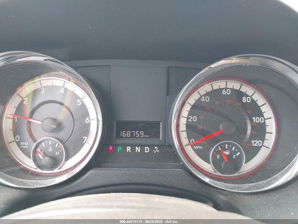 2016 DODGE GRAND CARAVAN SXT — I7