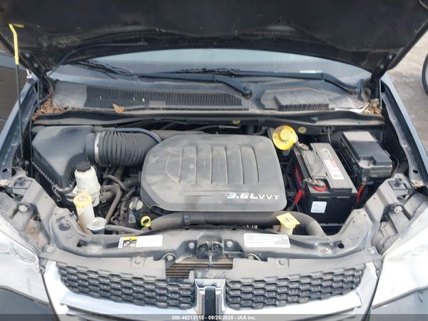 2016 DODGE GRAND CARAVAN SXT — I10