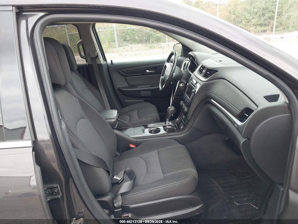 2017 CHEVROLET TRAVERSE 1LT — I5