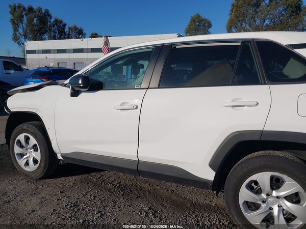 2024 TOYOTA RAV4 LE — I117