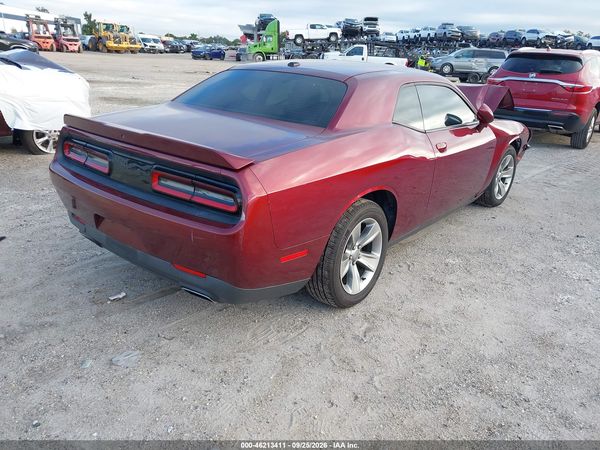 2018 DODGE CHALLENGER SXT — I4