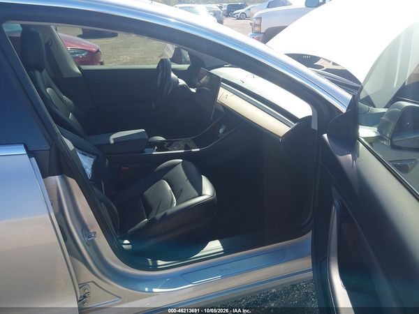 2018 TESLA MODELO 3 — I5
