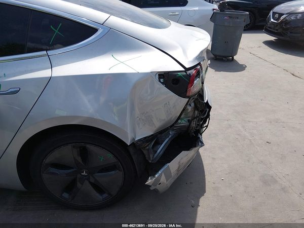 2018 TESLA MODELO 3 — I6