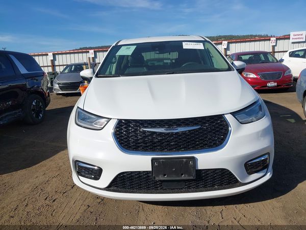 2023 CHRYSLER PACIFICA TOURING L — I115