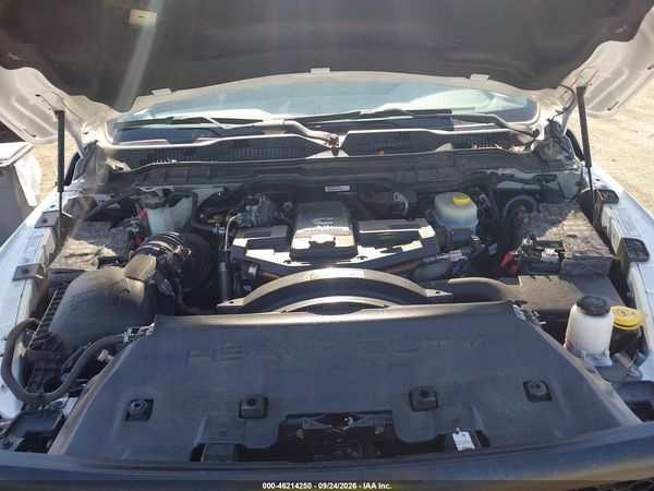 2017 RAM 2500 TRADESMAN  4X4 8' BOX — I10