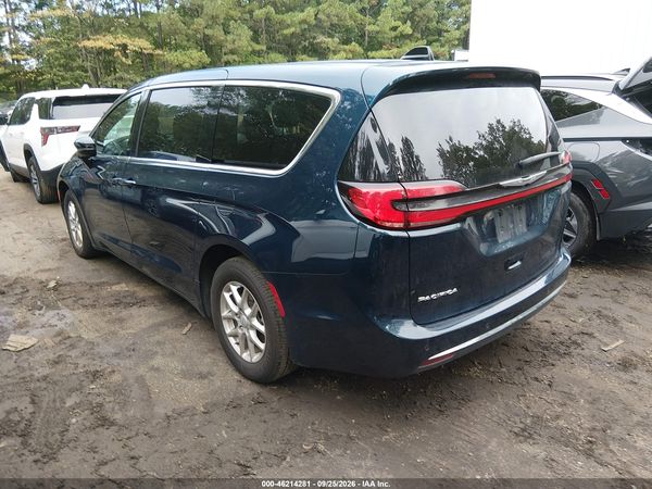 2025 CHRYSLER PACIFICA SELECT — I3