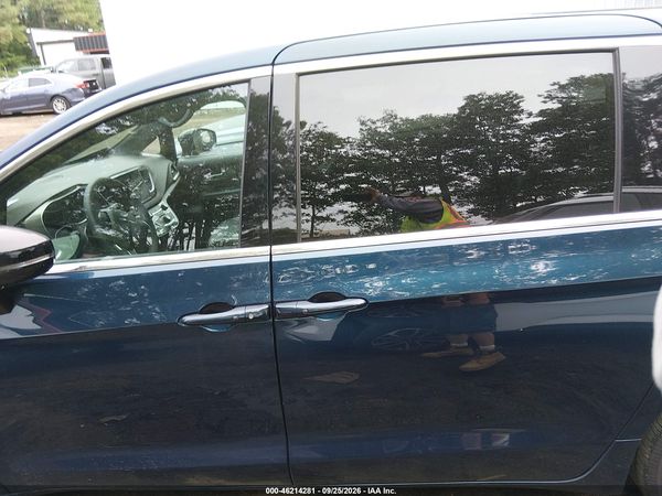 2025 CHRYSLER PACIFICA SELECT — I117