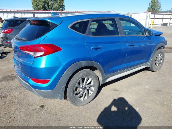 2017 HYUNDAI TUCSON SE PLUS — I4