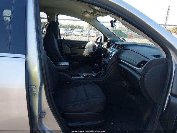 2015 CHEVROLET TRAVERSE 1LT — I5