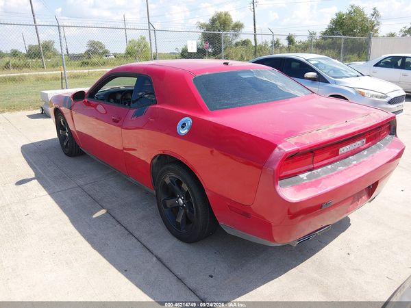 2013 DODGE CHALLENGER SXT — I3