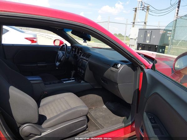 2013 DODGE CHALLENGER SXT — I5