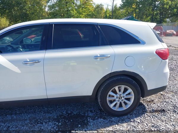 2019 KIA SORENTO 2.4L LX — I6