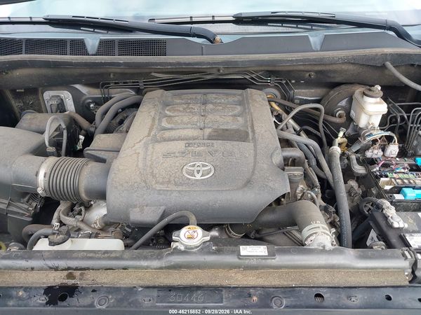 2019 TOYOTA TUNDRA PLATINUM 5.7L V8 — I10