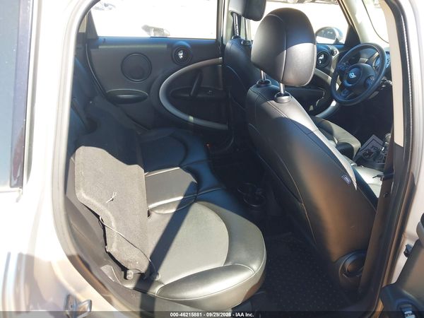 2014 MINI COUNTRYMAN COOPER — I8