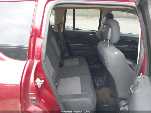 2016 JEEP COMPASS SPORT — I8