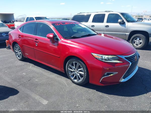2016 LEXUS ES 300H — I1