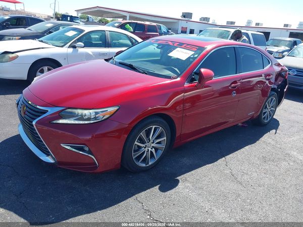 2016 LEXUS ES 300H — I2