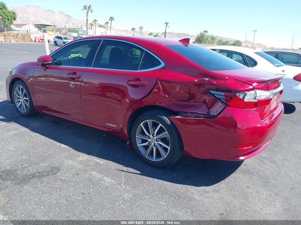 2016 LEXUS ES 300H — I3