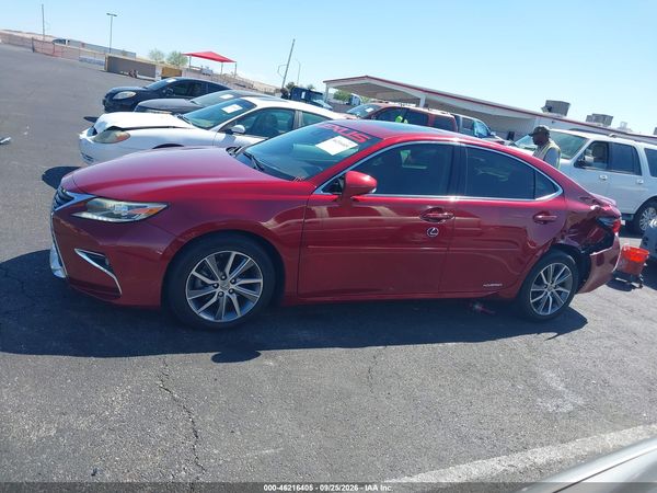 2016 LEXUS ES 300H — I117