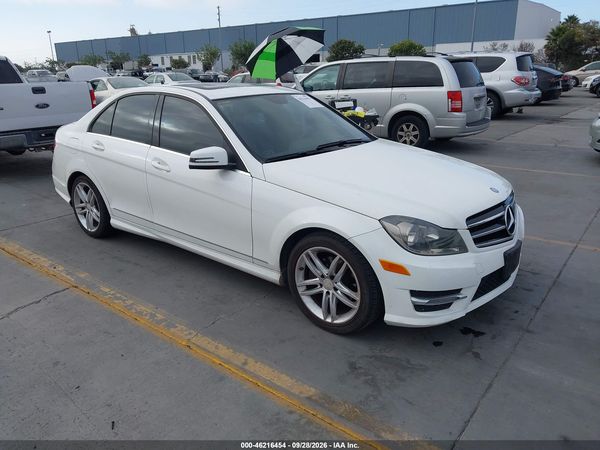 2014 MERCEDES-BENZ C 250 SPORT — I1