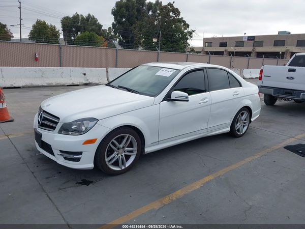 2014 MERCEDES-BENZ C 250 — I2