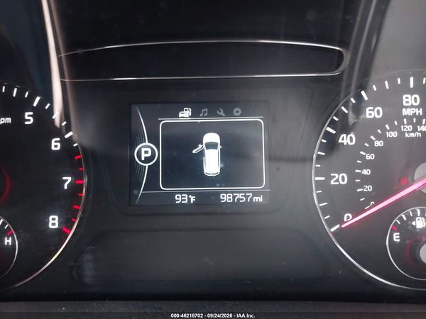 2016 KIA SORENTO 3.3L LX — I7