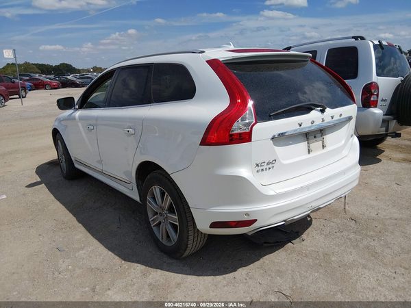 2017 VOLVO XC60 T5 INSCRIPTION — I3