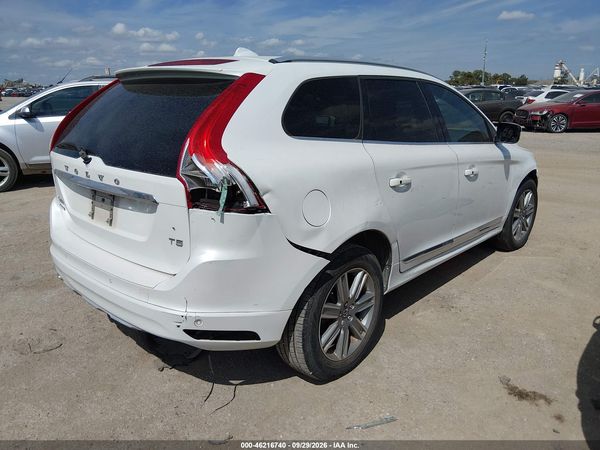 2017 VOLVO XC60 T5 INSCRIPTION — I4