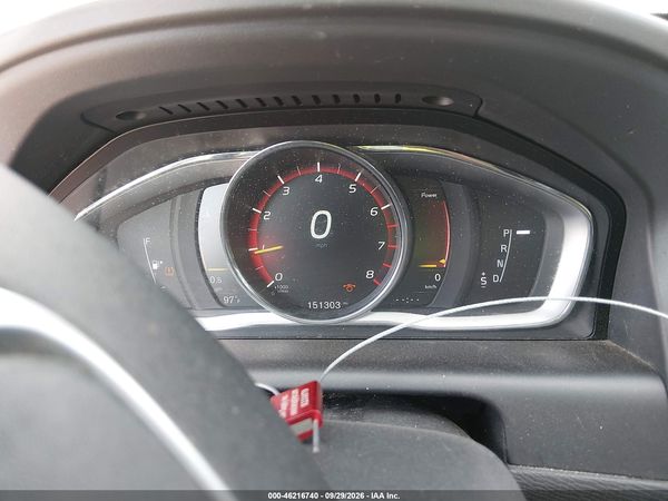 2017 VOLVO XC60 T5 INSCRIPTION — I7