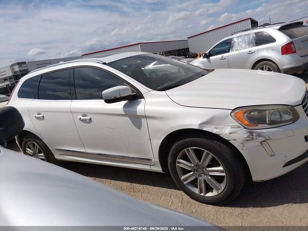 2017 VOLVO XC60 T5 INSCRIPTION — I116