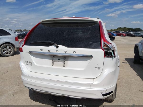 2017 VOLVO XC60 T5 INSCRIPTION — I119