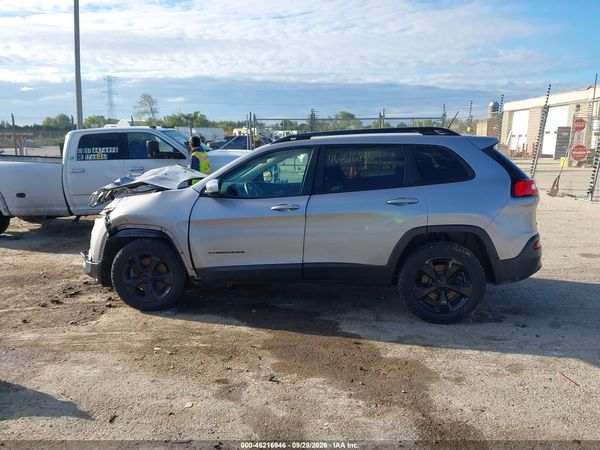 2018 JEEP CHEROKEE LATITUDE 4X4 — I117