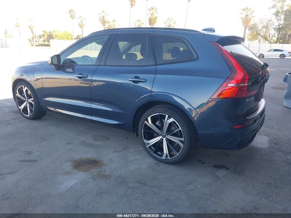 2023 VOLVO XC60 RECHARGE PLUG-IN HYBRID T8 ULTIMATE DARK THEME — I3
