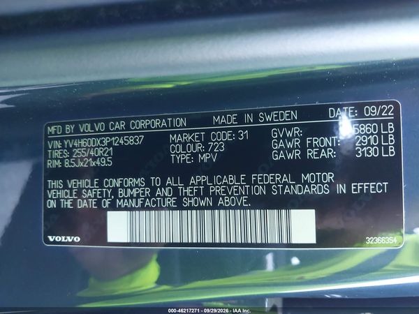 2023 VOLVO XC60 RECHARGE PLUG-IN HYBRID T8 ULTIMATE DARK THEME — I9