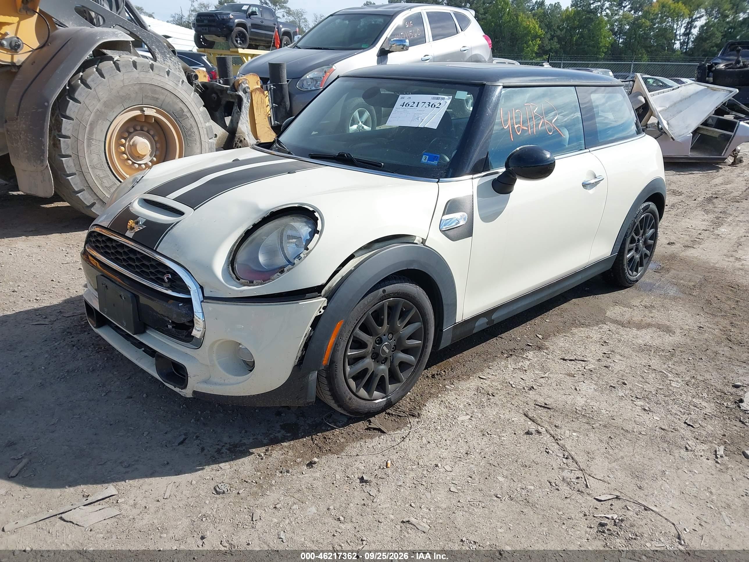 2017 MINI HARDTOP COOPER S — I2
