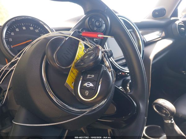 2017 MINI HARDTOP COOPER S — I11