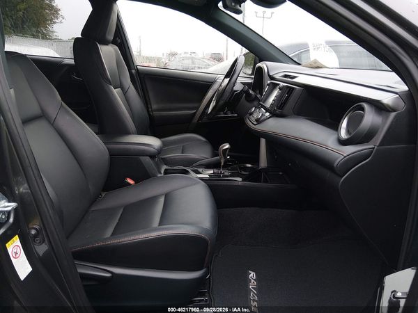 2018 TOYOTA RAV4 SE — I5