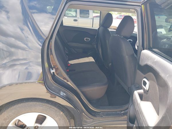 2016 KIA SOUL Plus — I8