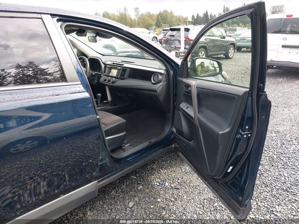 2018 TOYOTA RAV4 LE — I5