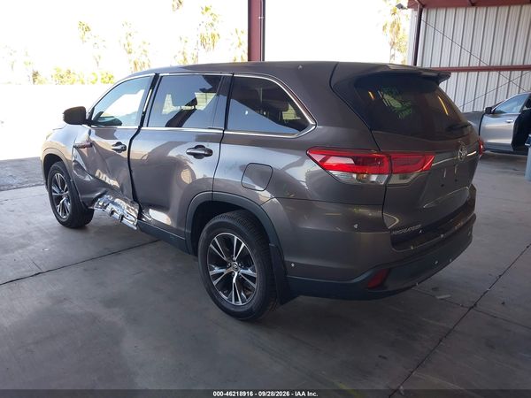 2019 TOYOTA HIGHLANDER LE — I3