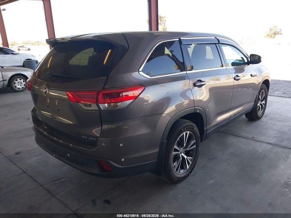 2019 TOYOTA HIGHLANDER LE — I4