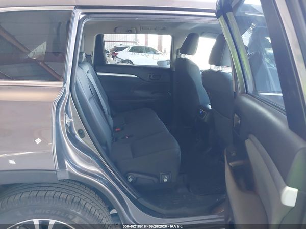 2019 TOYOTA HIGHLANDER LE — I8