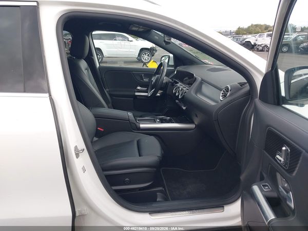 2025 MERCEDES-BENZ GLA 250 4MATIC — I5